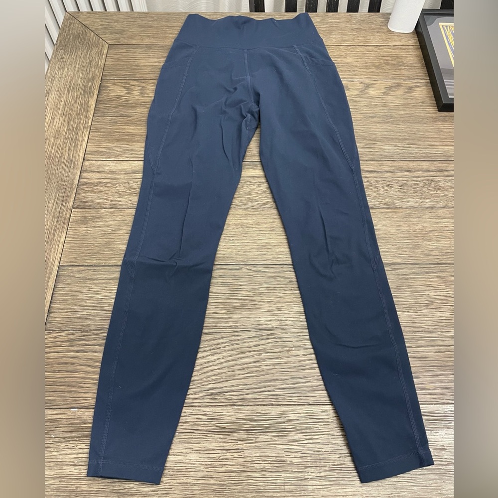 Alphalete Surface Pocket Leggings - Picture 3 of 7